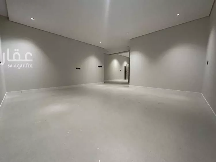 فيلا للبيع في شارع علي عبدالله الشحيتان, حي الخالدية, مدينة عنيزة, منطقة القصيم صورة 2