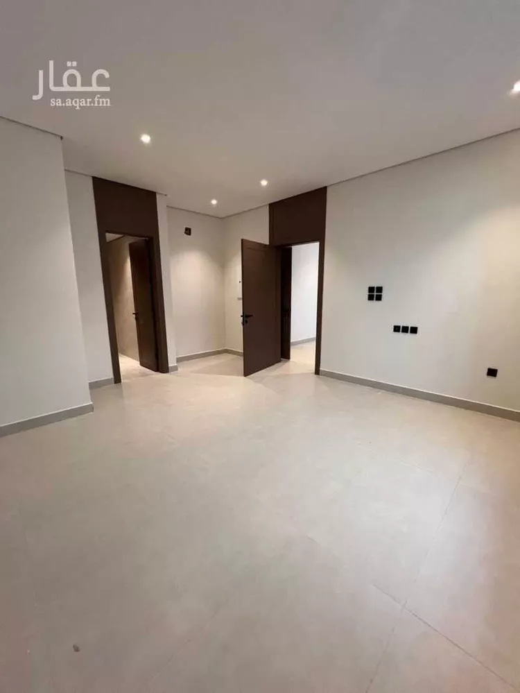Floor for Sale in Riyadh Al Maizilah 10