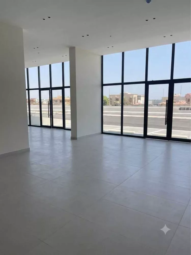 محل للبيع في حي الجامعيين, مدينة الدمام, المنطقة الشرقية صورة 3