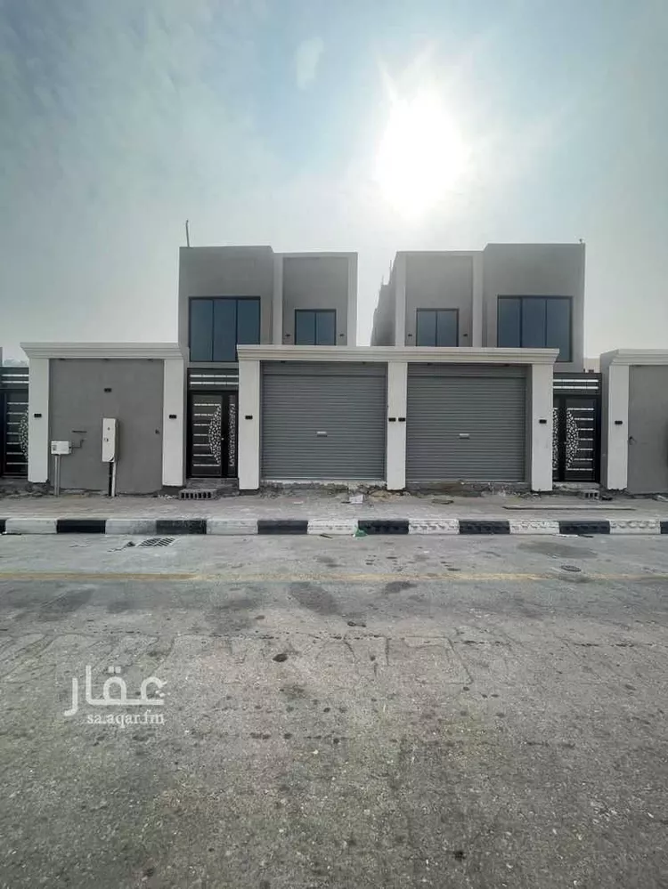 فيلا للبيع في شارع النهضة, حي الشعلة, مدينة الدمام, المنطقة الشرقية