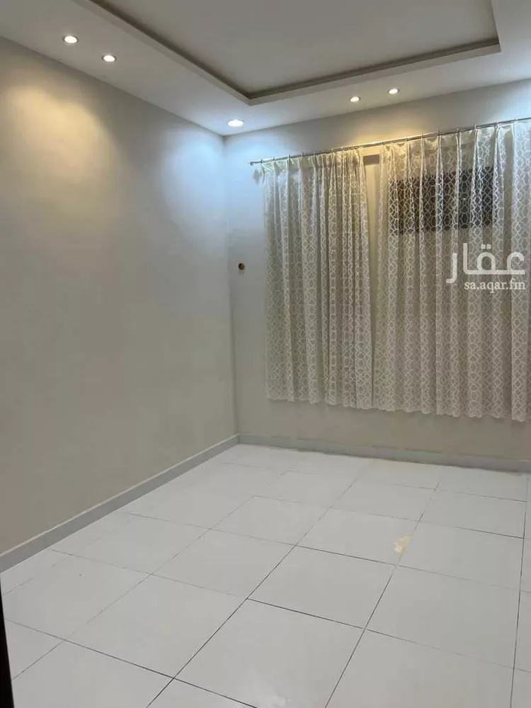 شقة للإيجار في شارع أبي الفتح بن العلامة العجيمي ، حي الشرق ، الرياض ، منطقة الرياض