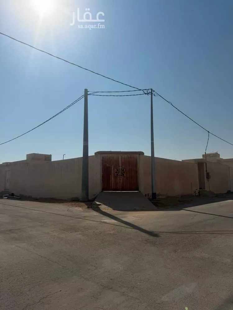 دور للبيع في شارع مخطط 87 21, حي مخطط 87, مدينة ثادق, منطقة الرياض