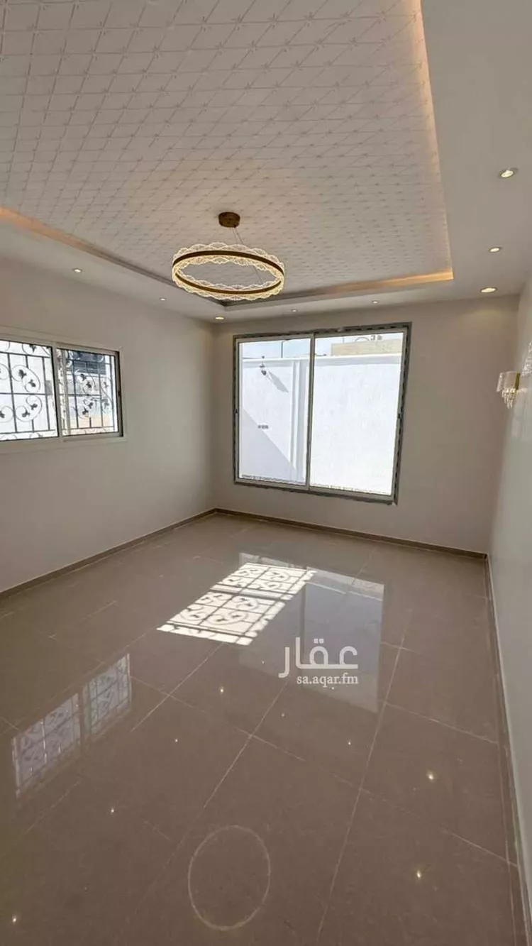 فيلا للبيع في شارع عثمان بن سليمان, حي المهدية, مدينة الرياض, منطقة الرياض صورة 4