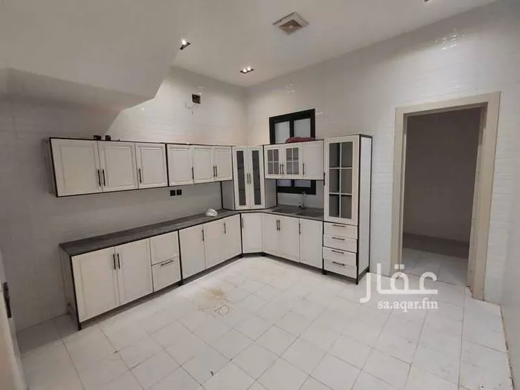 فيلا للإيجار في شارع النباجي, حي المهدية, مدينة الرياض, منطقة الرياض صورة 4