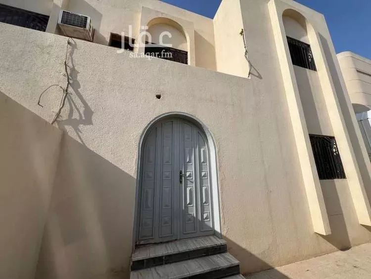 فيلا للبيع في شارع أبي سعيد العلاني, حي الربوة, مدينة الرياض, منطقة الرياض صورة 3