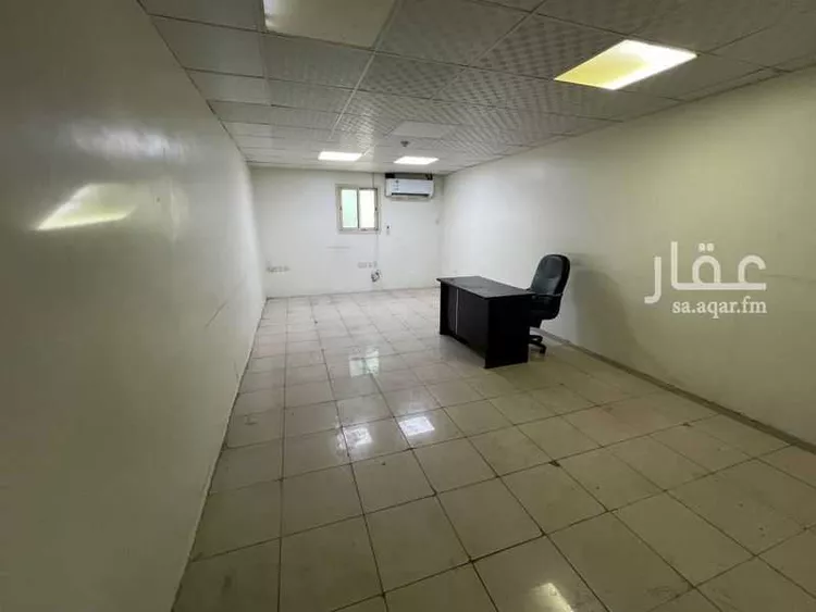 مكتب تجاري للإيجار في شارع احمد الكاتب, حي السلي, مدينة الرياض, منطقة الرياض صورة 4