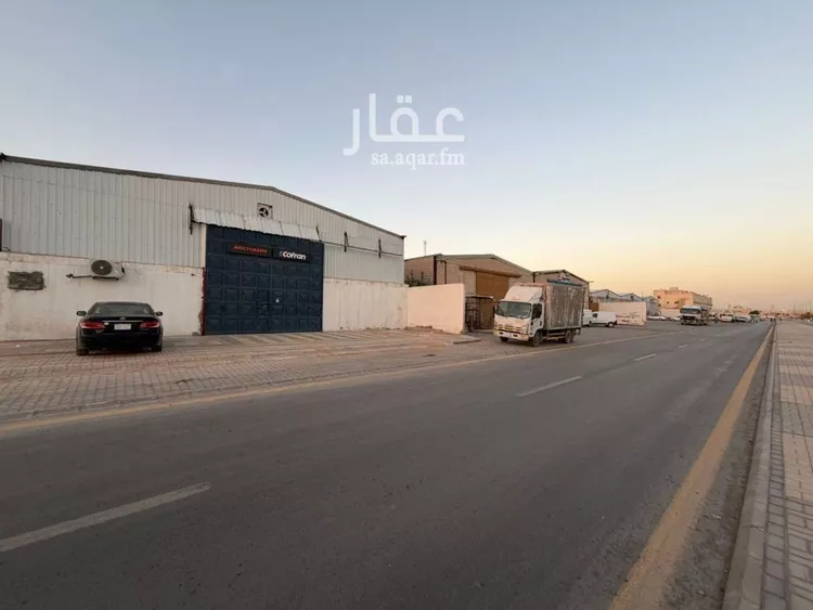 مستودع للإيجار في شارع الحمراء, حي السلي, مدينة الرياض, منطقة الرياض