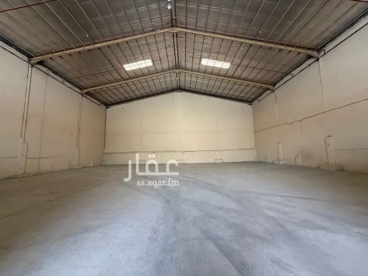 مستودع للإيجار في شارع المفصلة, حي السلي, مدينة الرياض, منطقة الرياض 11