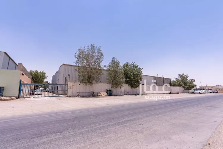 مستودع للبيع في شارع امتداد ال الدائري الشرقي الفرعي, حي المناخ, مدينة الرياض, منطقة الرياض 8