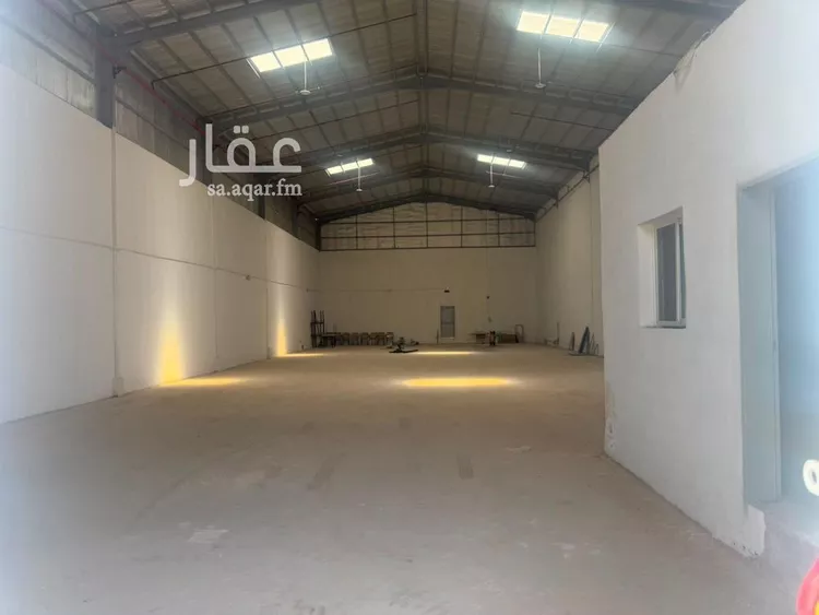 مستودع للإيجار في شارع ريان, حي السلي, مدينة الرياض, منطقة الرياض 11