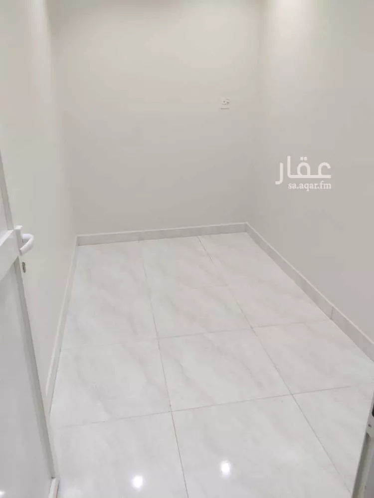 شقة للإيجار في شارع آل داود, حي الحمراء, مدينة الرياض, منطقة الرياض صورة 3