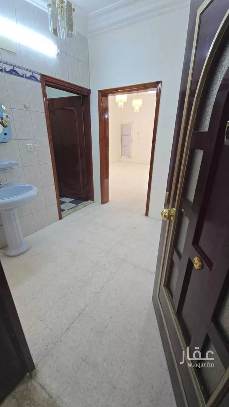 شقة للإيجار في شارع مرات, حي الربوة, مدينة أبها, منطقة عسير صورة 2