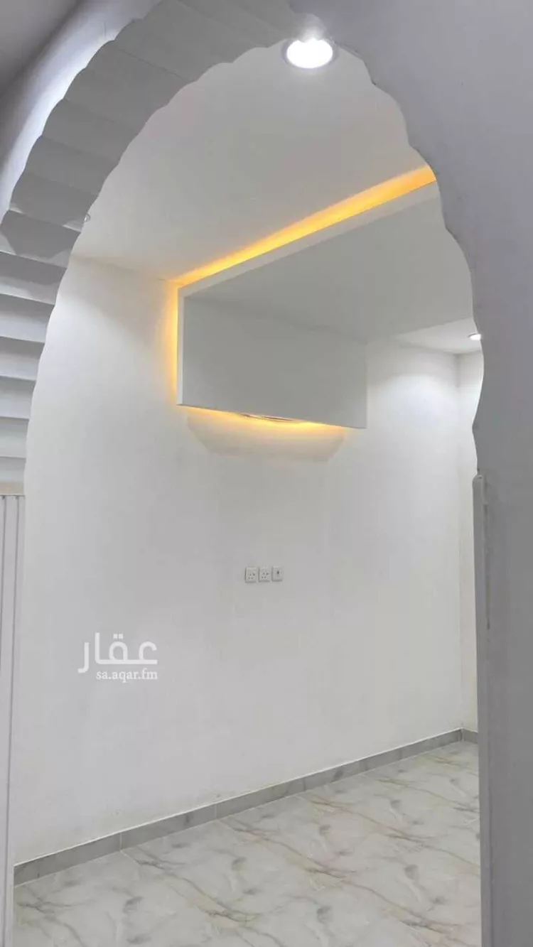 عمارة للبيع في شارع الحناكية 40, حي الآمتداد الجنوبي لمخطط الحناكية, مدينة الحناكية, منطقة المدينة المنورة صورة 2