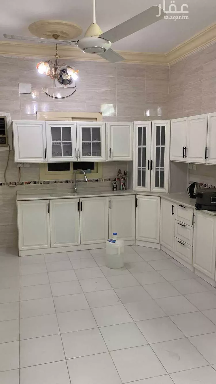 شقة للإيجار في شارع العباس بن مرداس ، حي الهدى ، جدة ، جدة صورة 4