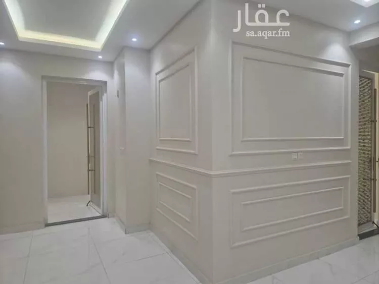 شقة للبيع في شارع الانوار, حي البحيرة, مدينة الخبر, المنطقة الشرقية 12