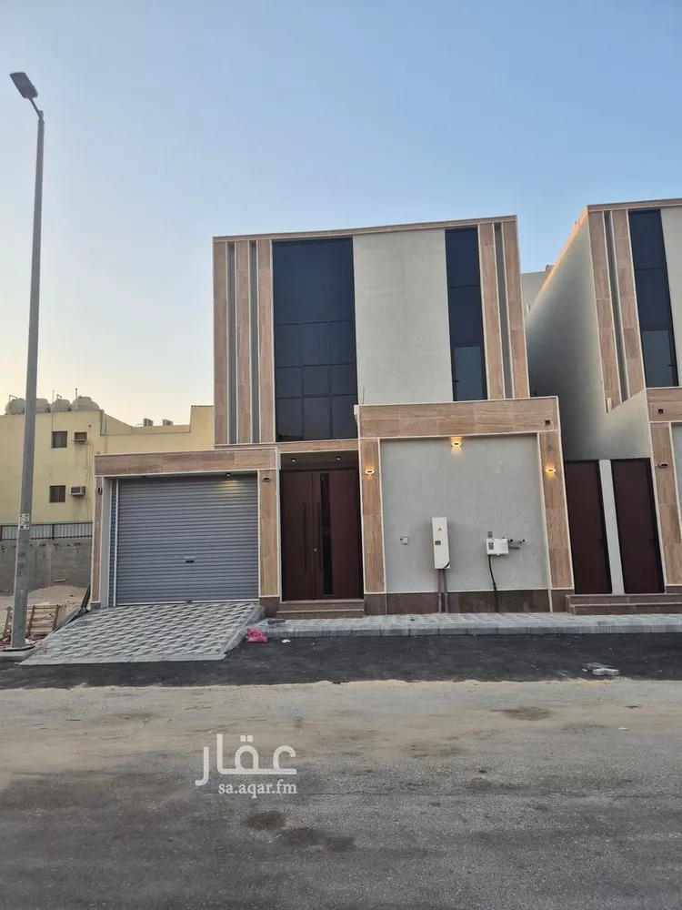 فيلا للبيع في شارع انيف ابن حبيب, حي طيبة, مدينة الدمام, المنطقة الشرقية