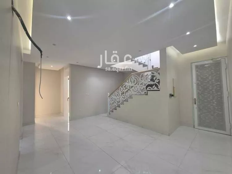 شقة للبيع في شارع الانوار, حي البحيرة, مدينة الخبر, المنطقة الشرقية