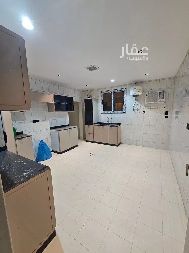 دور للإيجار في شارع وادي درعة, حي غرناطة, مدينة الرياض, منطقة الرياض صورة 2