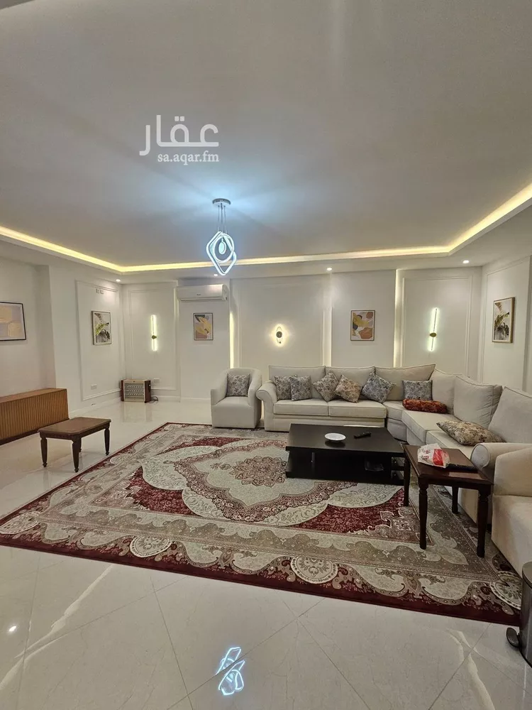 فيلا للإيجار في شارع المحلة الكبرى, حي الشهداء, مدينة الرياض, منطقة الرياض صورة 2