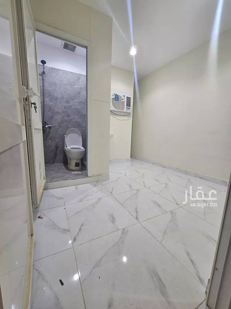 غرفة للإيجار في شارع جبل علي, حي غرناطة, مدينة الرياض, منطقة الرياض