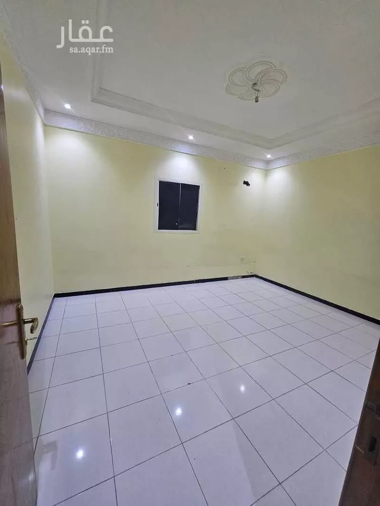 شقة للإيجار في شارع الصحابة, حي إشبيلية, مدينة الرياض, منطقة الرياض