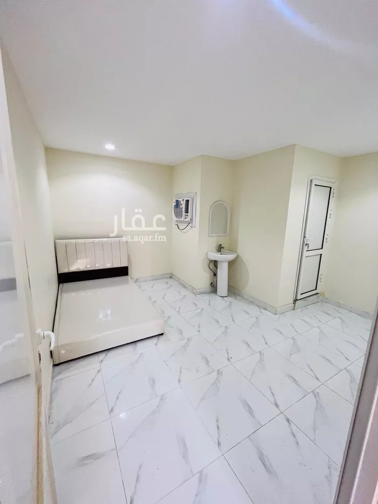 غرفة للإيجار في شارع جبل علي, حي غرناطة, مدينة الرياض, منطقة الرياض صورة 4