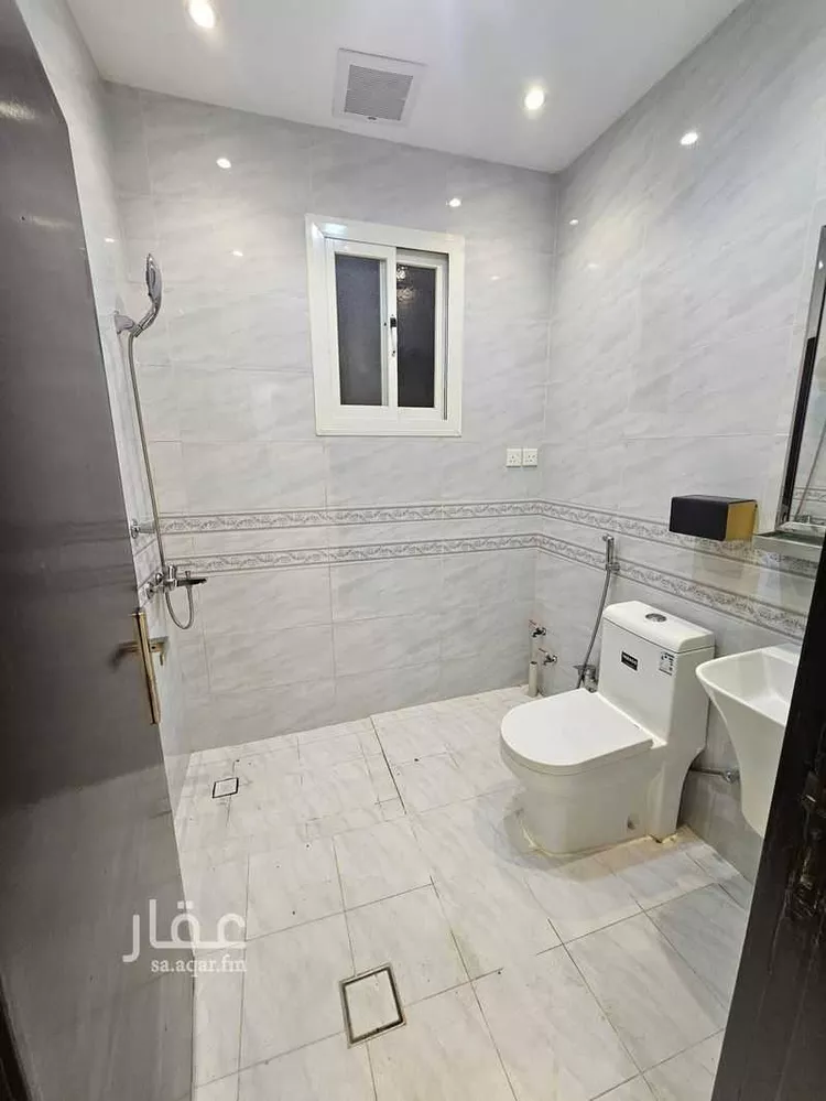 دور للإيجار في شارع جبل علي, حي غرناطة, مدينة الرياض, منطقة الرياض صورة 2