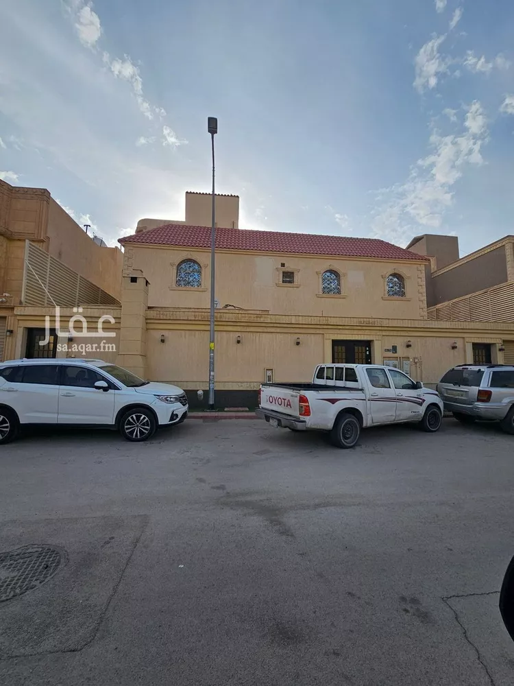 فيلا للبيع في شارع المثنى, حي غرناطة, مدينة الرياض, منطقة الرياض صورة 2