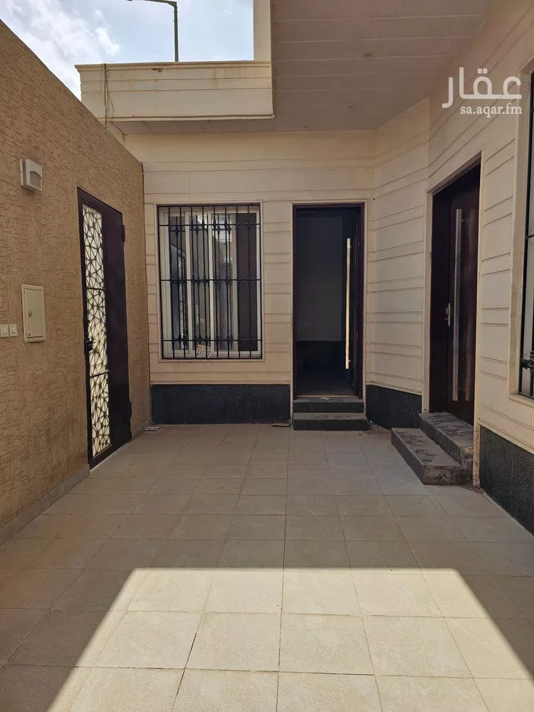 فيلا للإيجار في شارع اروى, حي القادسية, مدينة الرياض, منطقة الرياض صورة 2