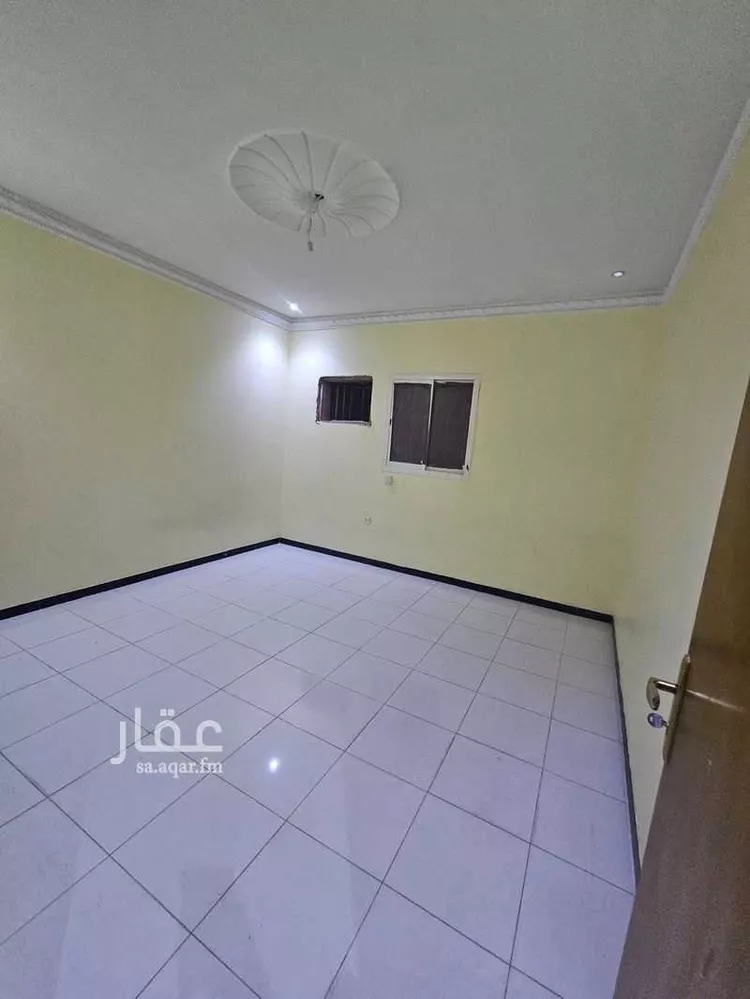 شقة للإيجار في شارع الصحابة, حي إشبيلية, مدينة الرياض, منطقة الرياض صورة 3