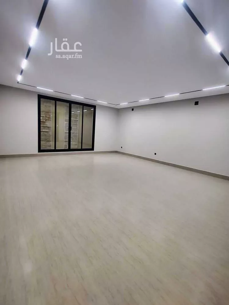 فيلا للبيع في شارع اسماعيل بن صبيح, حي المهدية, مدينة الرياض, منطقة الرياض صورة 5