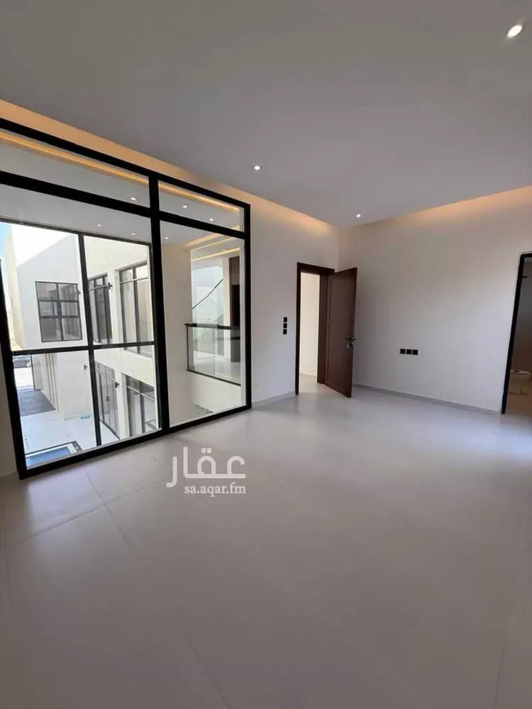 Villa for Sale in Riyadh Al Mahdiyah صورة 4