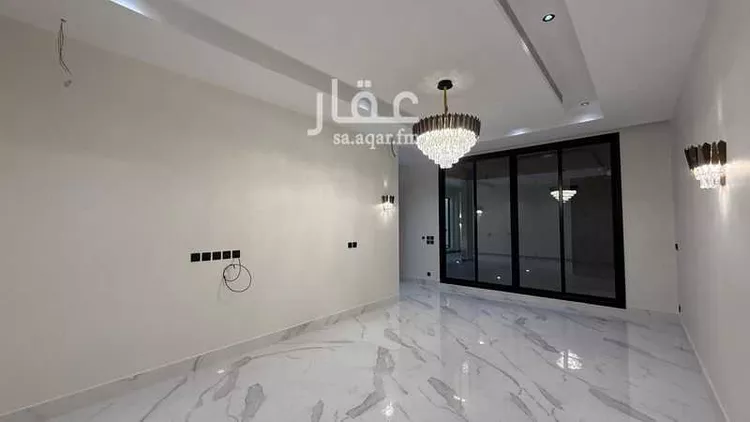 فيلا للبيع في شارع عبدالعزيز بن أبي محذورة, حي المهدية, مدينة الرياض, منطقة الرياض صورة 2