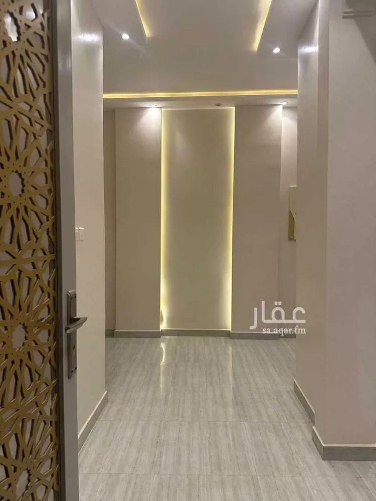 فيلا للبيع في شارع فؤاد محمد عمر توفيق, حي المهدية, مدينة الرياض, منطقة الرياض 9