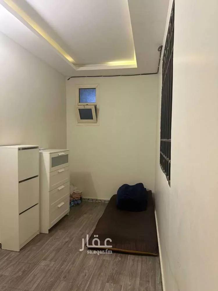 فيلا للبيع في شارع فؤاد محمد عمر توفيق, حي المهدية, مدينة الرياض, منطقة الرياض 16