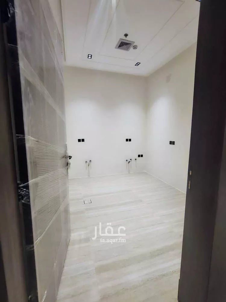 فيلا للبيع في شارع علي المنوفي, حي المهدية, مدينة الرياض, منطقة الرياض صورة 2