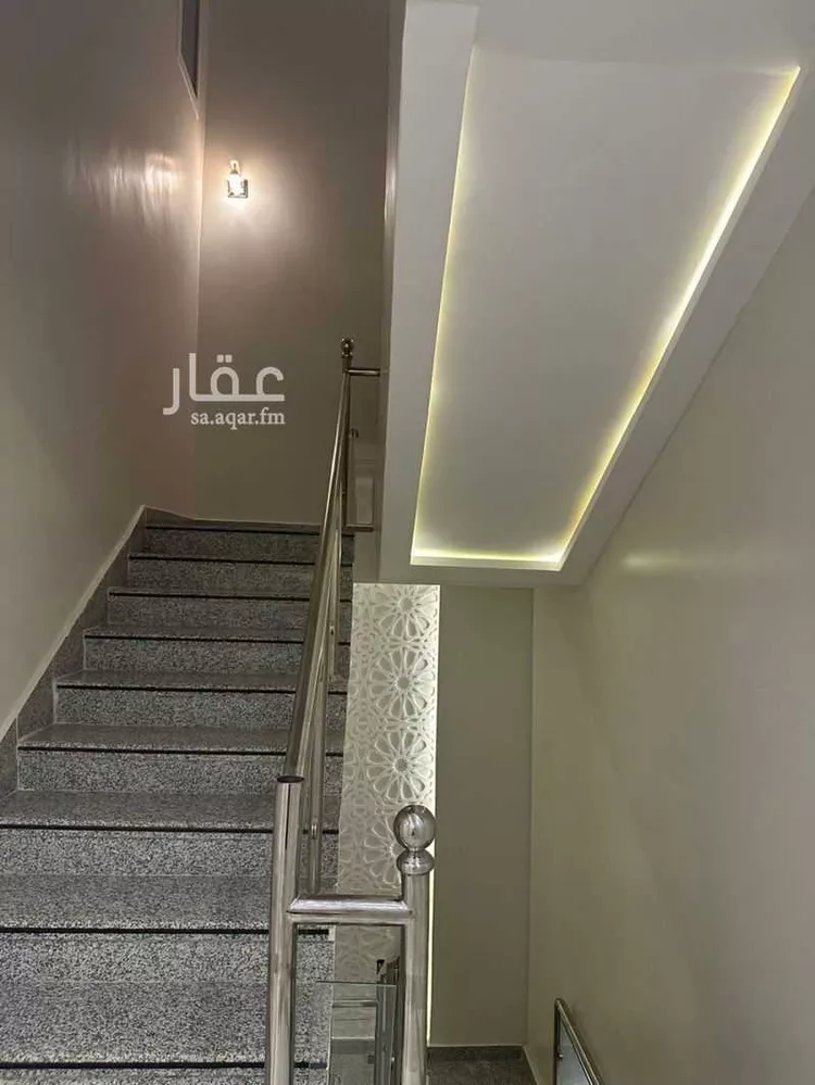 فيلا للبيع في شارع فؤاد محمد عمر توفيق, حي المهدية, مدينة الرياض, منطقة الرياض 20