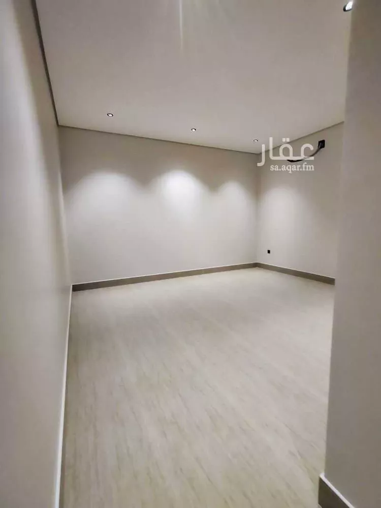 فيلا للبيع في شارع اسماعيل بن صبيح, حي المهدية, مدينة الرياض, منطقة الرياض صورة 4