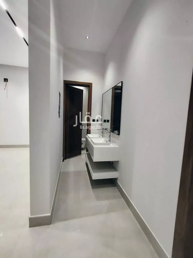 Villa for Sale in Riyadh Al Mahdiyah صورة 2