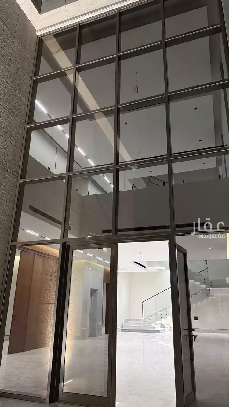 فيلا للبيع في شارع إبراهيم بن عبدالله القسطلاني, حي المهدية, مدينة الرياض, منطقة الرياض صورة 5
