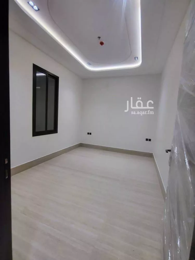 فيلا للبيع في شارع علي المنوفي, حي المهدية, مدينة الرياض, منطقة الرياض صورة 5