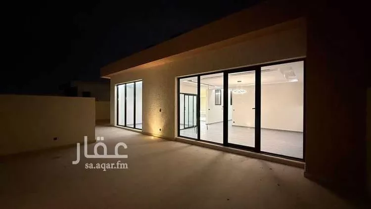 فيلا للبيع في شارع عبدالعزيز بن أبي محذورة, حي المهدية, مدينة الرياض, منطقة الرياض 8