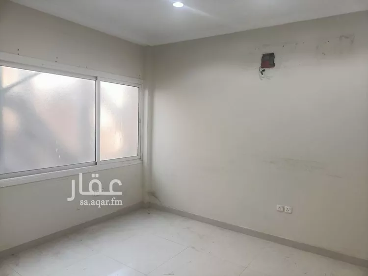مكتب تجاري للإيجار في شارع ابي بكر الصديق الفرعي, حي الوادي, مدينة الرياض, منطقة الرياض صورة 2
