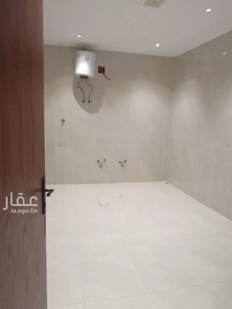 Floor for Sale in Riyadh Tuwaiq 7