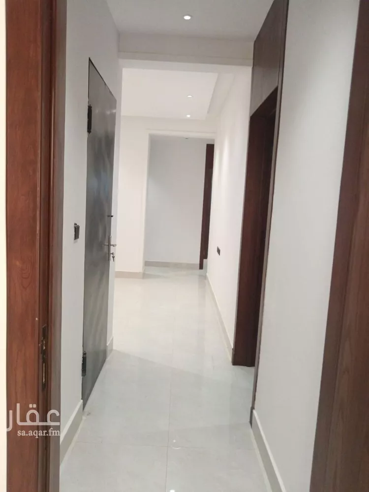 Floor for Sale in Riyadh Tuwaiq 6