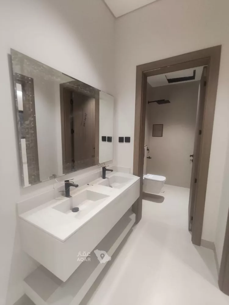 Floor for Sale in Riyadh Sultanah 5