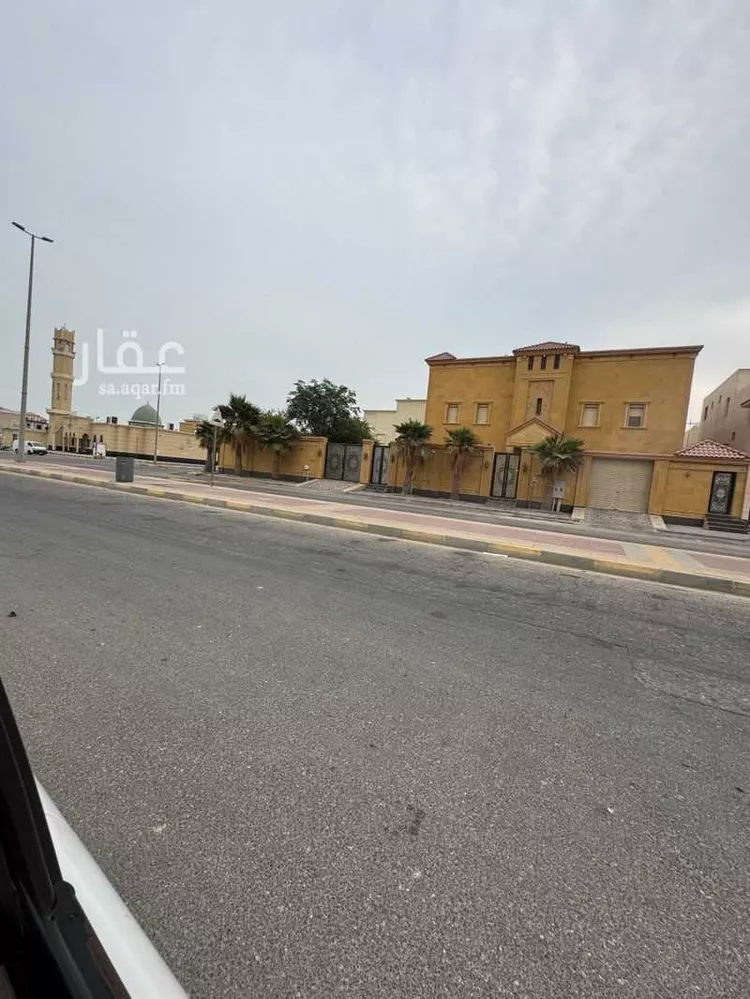 فيلا للبيع في شارع الرايه, حي الشعلة, مدينة الدمام, المنطقة الشرقية صورة 3