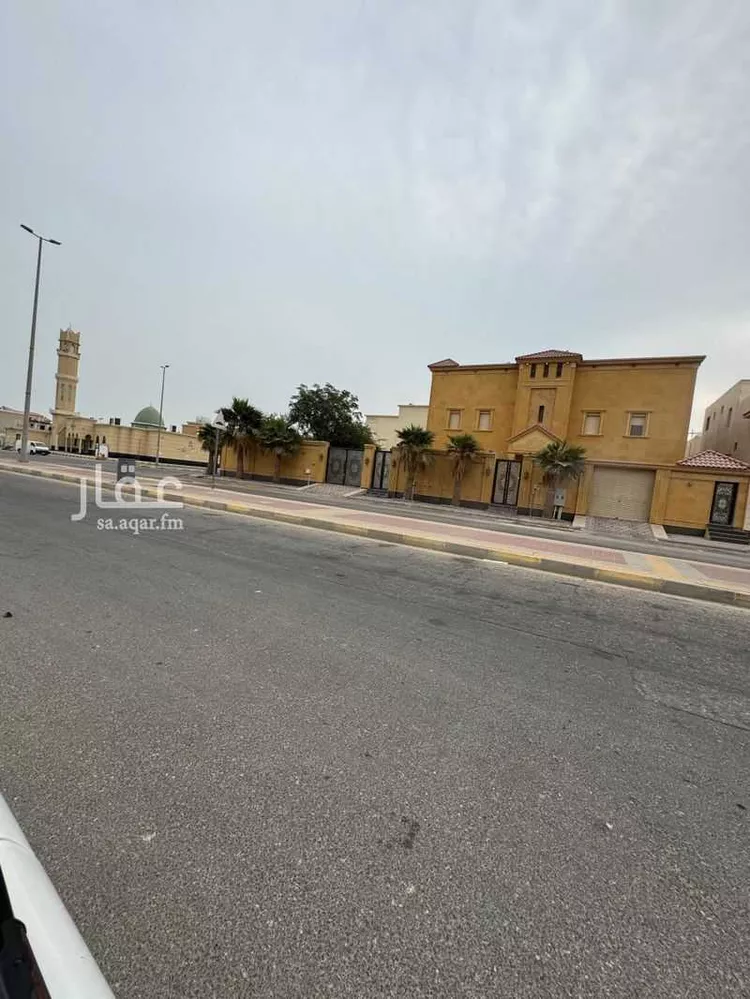 فيلا للبيع في شارع الرايه, حي الشعلة, مدينة الدمام, المنطقة الشرقية صورة 4