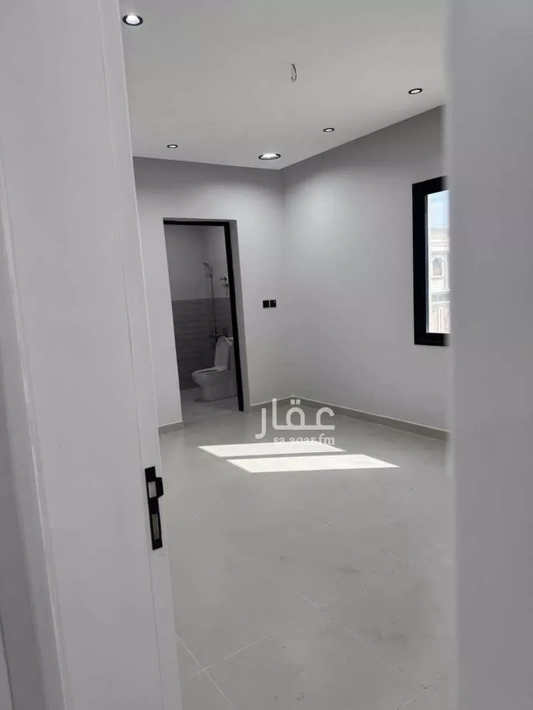 فيلا للبيع في شارع 27ب, حي طيبة, مدينة الدمام, المنطقة الشرقية صورة 2