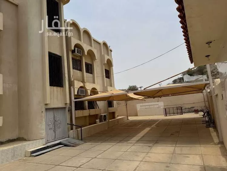 Building for Sale in Al Bahah City Center صورة 5
